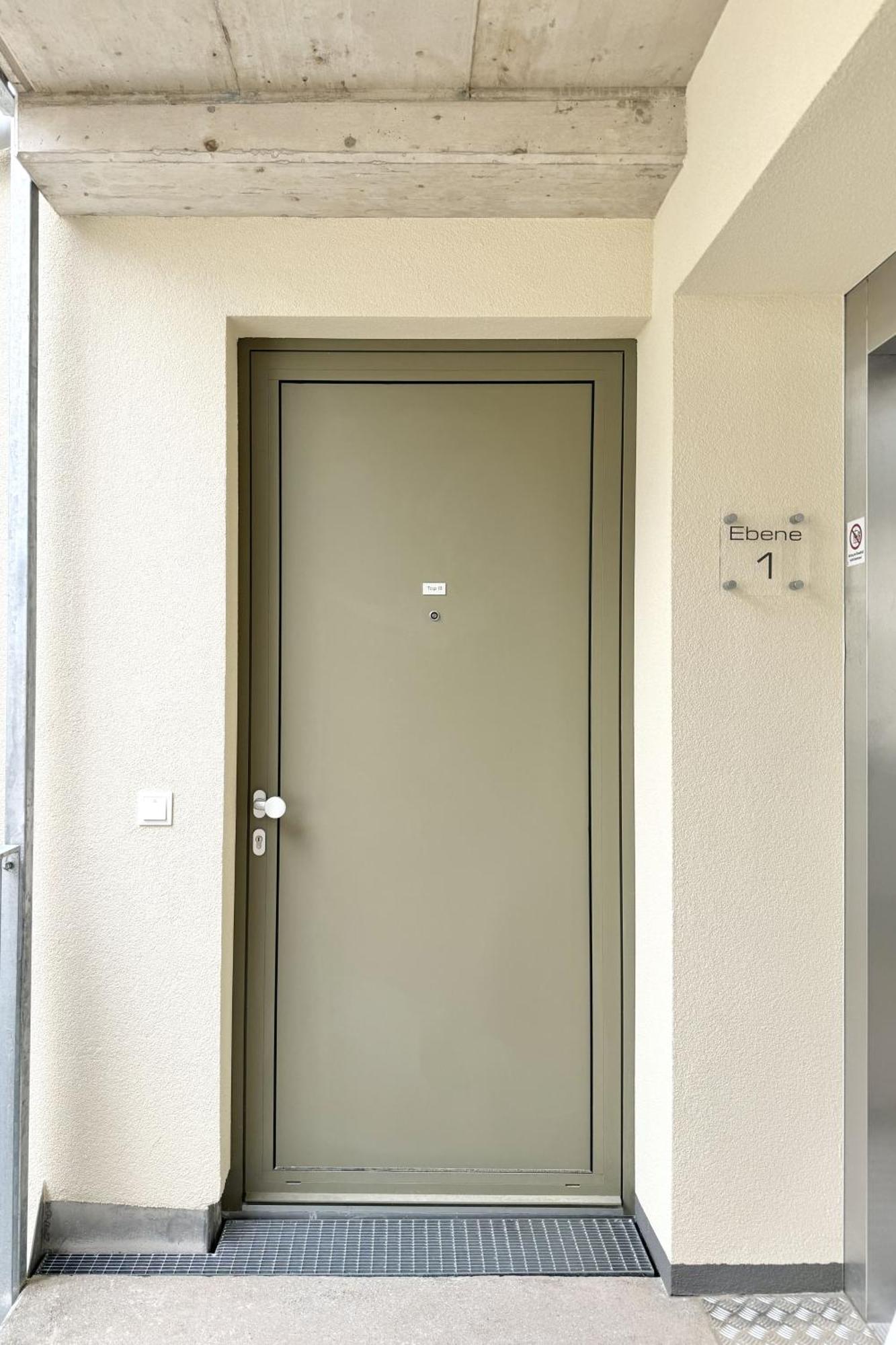 Modernes Studio Beim Domplatz Wiener Neustadt Dış mekan fotoğraf